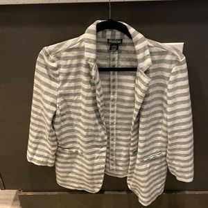 Size large SoHo apparel ltd